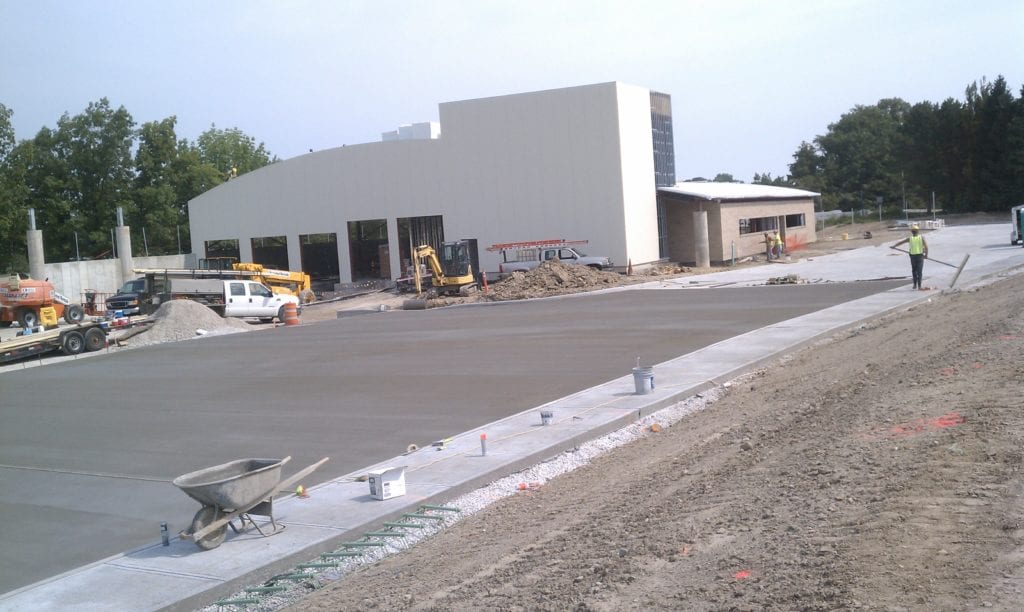 Concrete contractor Dayton, Toledo, Cleveland, Columbus Ohio, Pennsylvania, West Virginia we can save you time and money with our newest technology laser screed and riding power trowels.