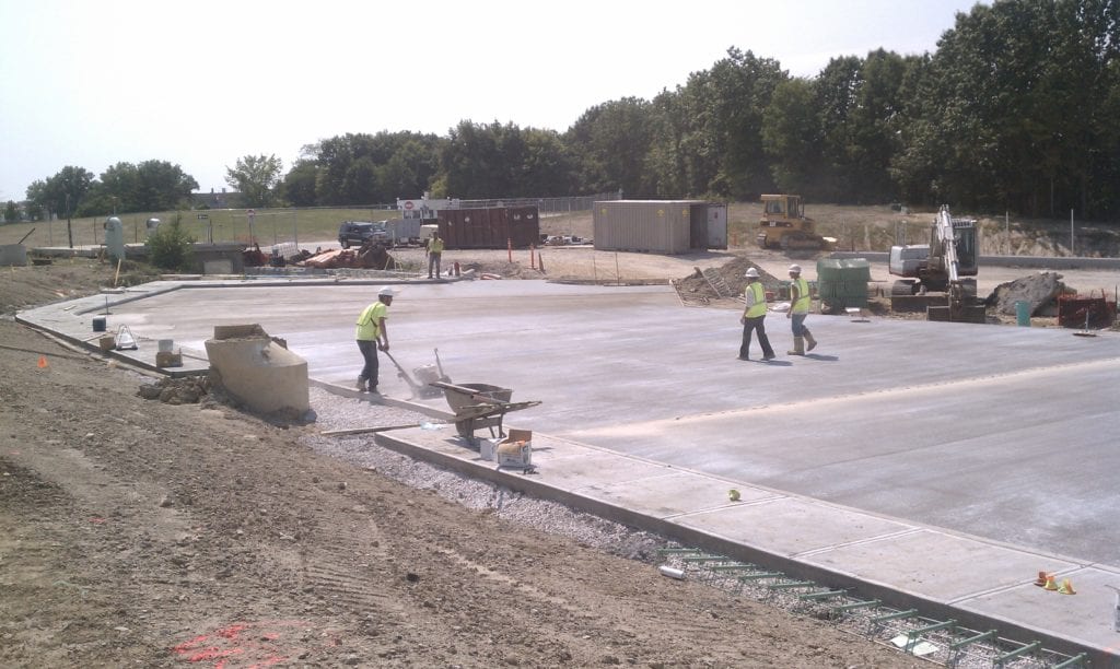 Concrete contractor Dayton, Toledo, Cleveland, Columbus Ohio, Pennsylvania, West Virginia we can save you time and money with our newest technology laser screed and riding power trowels.